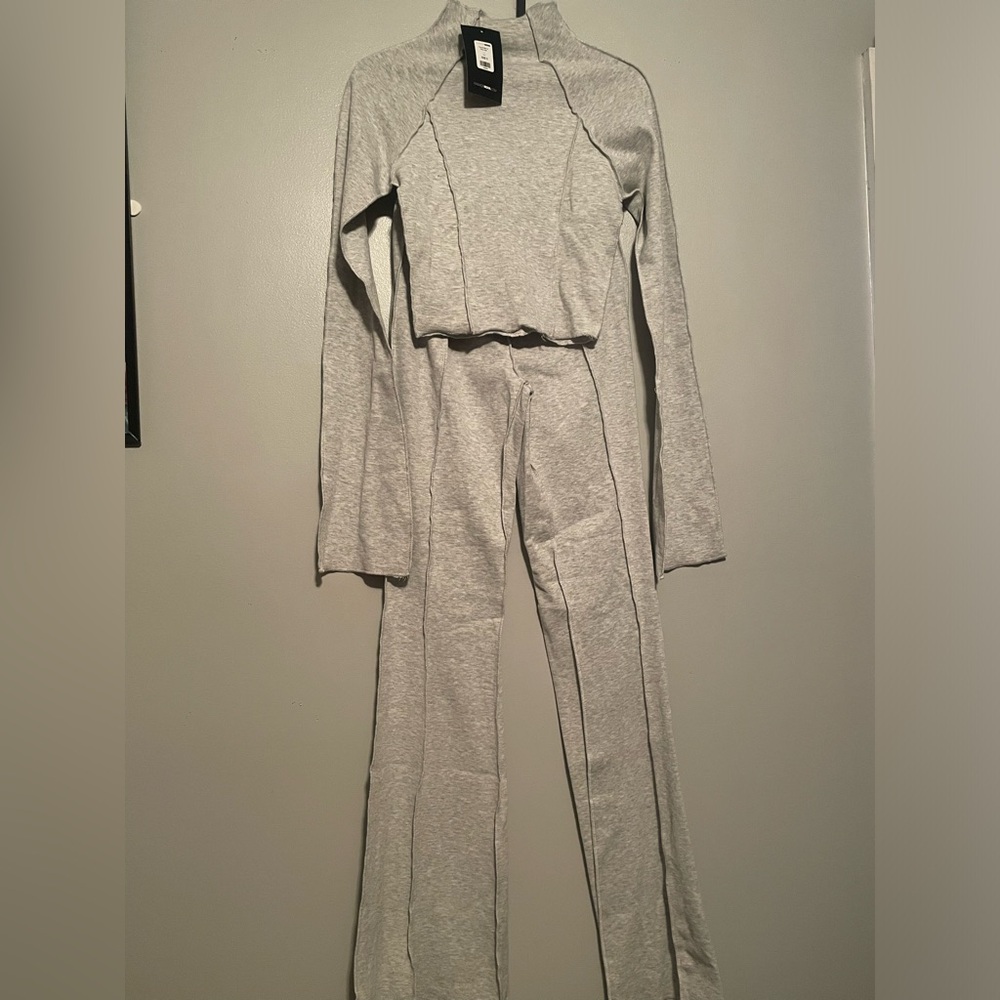 Pant set .